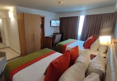 その他 5 Hesperia Maracay