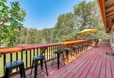 기타 2 8 Mi to Jacksonville: Oregon Getaway w/ Deck!