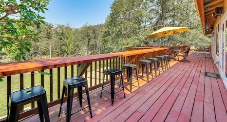 기타 2 8 Mi to Jacksonville: Oregon Getaway w/ Deck!