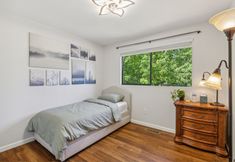 Lain-lain 7 Nature Escape: Family Home With Playroom & Office 4 Bedroom Home by RedAwning