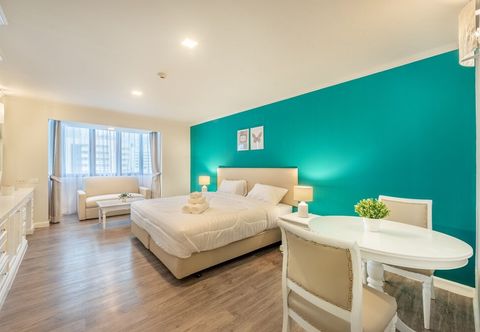 Lain-lain Neom Town Residence