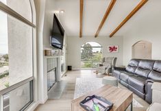 Others 7 San Marcos Getaway w/ Deck & Lake Views!