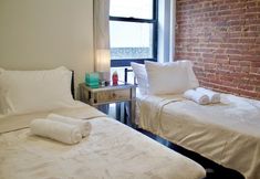 Khác 2 One Block Away From Times Square