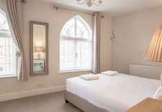 Others 4 Charming 2 BD House in Tewkesbury Centre