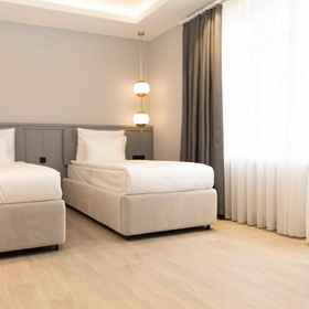 Room 1 Royal Hayat Hotel, Kesik Minare Mosque Hotels