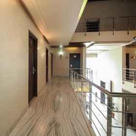 Lobby 1 Hotel Arch Inn, Triton Mall Hotels