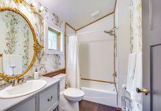 その他 3 Hot Tub + Fire Pit: Eclectic Ulster County Cabin