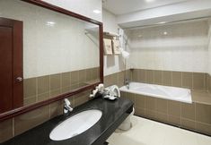 Khác 7 One One One Inn