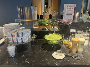 Lain-lain 4 Mei Hao Li Jinhui Square sto