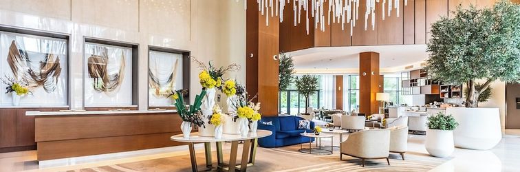 Others Elegant Apt with Prime Burj Khalifa View