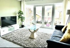 Others 2 Charming 3 Bedroom House in Sheffield