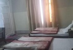 Others 3 Shees Hotel