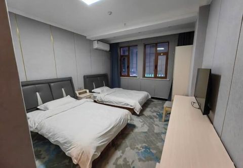 Lain-lain Zihao Hotel (Hunchun Yifen)