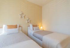 Others 4 Linda Apartments in Como