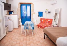 Others 5 Xenia Home 200m From Sea