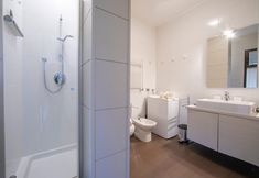 Others 2 Suite on The Lake in Meina