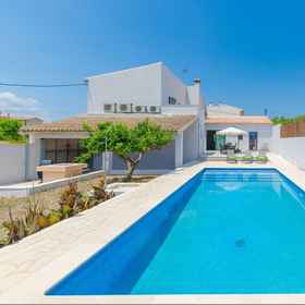 Room 1 Can Fosc in Vilafranca de Bonany, Khách sạn Estellencs