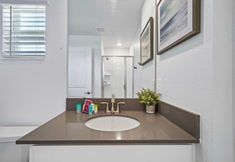 Others 5 1142 Kingsbarn Street