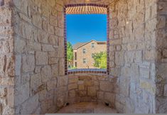 Others 6 The Castle by the Lake w Pool Balcony Grandscape