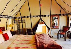 Lainnya 3 Desert Season Camp