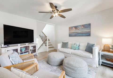 Lainnya Fernandina Beach Home w/ Deck, Across From Shore!