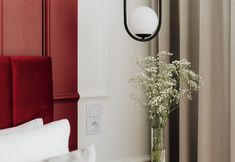 Others 3 Pinot Noir - LoftAffair