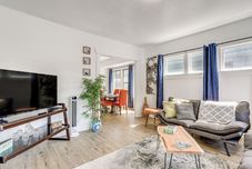 Khác Family-friendly Seattle Home in Green Lake!