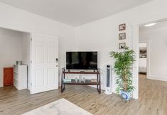 Khác 5 Family-friendly Seattle Home in Green Lake!