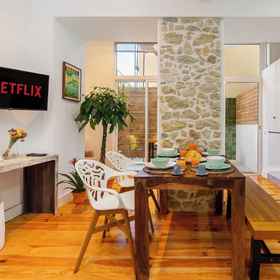 Primary image1阿爾卡薩爾完美地點私人庭院度假屋,里斯本大学飯店