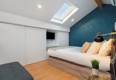 Others 3 C314 Riverside View Premium Apartment w/ AC & Terrace