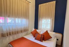 Others 5 Oldies Hotel