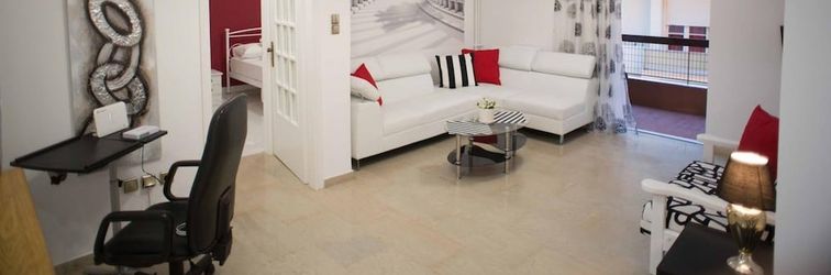 Others Cozy Apartment With sea View Next to Marina Zeas