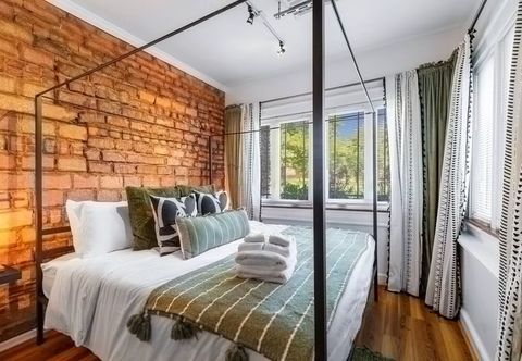기타 MC Loft at the Pillars-2bd 1bath University Cir