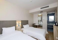 Others 7 HanTing Hotel (Zhengzhou Hi-tech Development Zone Headquarters Enterprise Base)