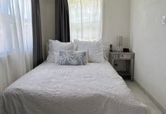 Others 3 Kick Back and Relax in This Calm, Stylish Space