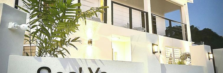 Others Kick Back and Relax in This Calm, Stylish Space