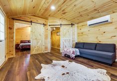 その他 4 Stout Cabin w/ Fire Pit: 1 Mi to Ohio River!