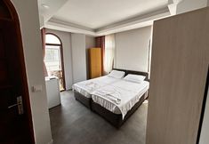 其他 2 Lisa Otel Kusadası