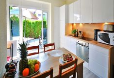 Others 6 Comfortable Apartment Very Close to the Beach