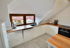 Others 6 Spacious Holiday Apartment With a Large Terrace