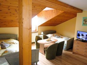 其他 4 Comfortable Holiday Home for 12 People, Kolczewo