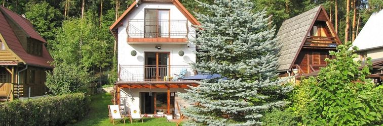 其他 Detached Cottage With Fenced Yard Right by the Lake, Wrony