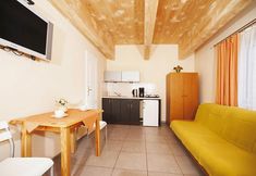 Others 5 Cottage With a Terrace for 2 People, Kolobrzeg