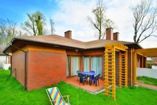 Lain-lain Holiday Home With Garden, Close to the Beach