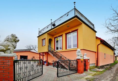 その他 Cottage by Ostrowieckie Lake With Private Beach