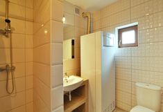 อื่นๆ 7 Holiday Home With Garden, Close to the Beach