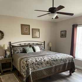 Room 1 156 Pine Cone, Calabay Palms Villa Hotels