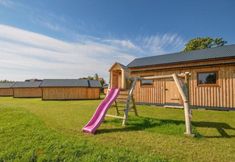 Lainnya 5 Wooden Summer Houses, Bobolin