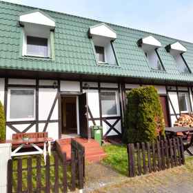 Primary image1Comfortable Holiday Home for 3 People in Plesna,Alka Sun Resort飯店