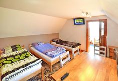 Others 6 Comfortable Holiday Home With a Garden, Noskowo